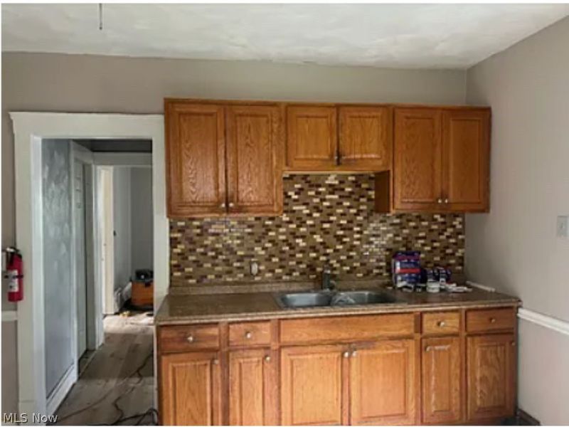 12021 Forest Avenue, Cleveland, OH 44120 Photo 3