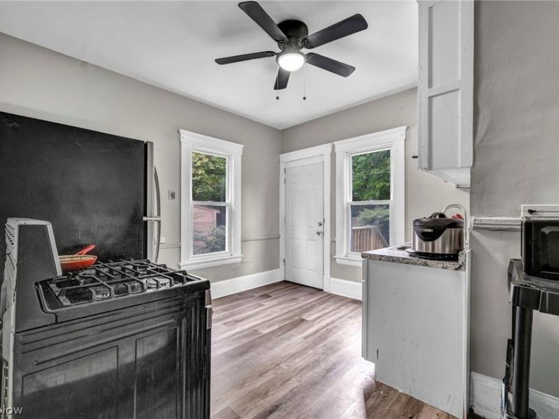 1352 E 86th, Cleveland, OH 44106 Photo 14
