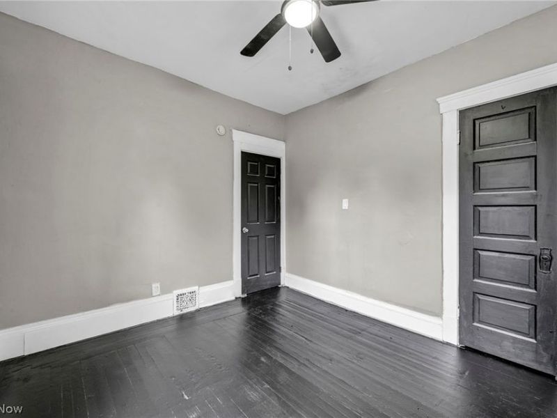1352 E 86th, Cleveland, OH 44106 Photo 9