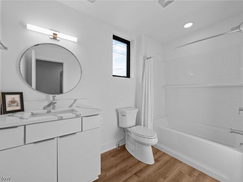 3416 Monroe Avenue, Cleveland, OH 44113 Photo 27