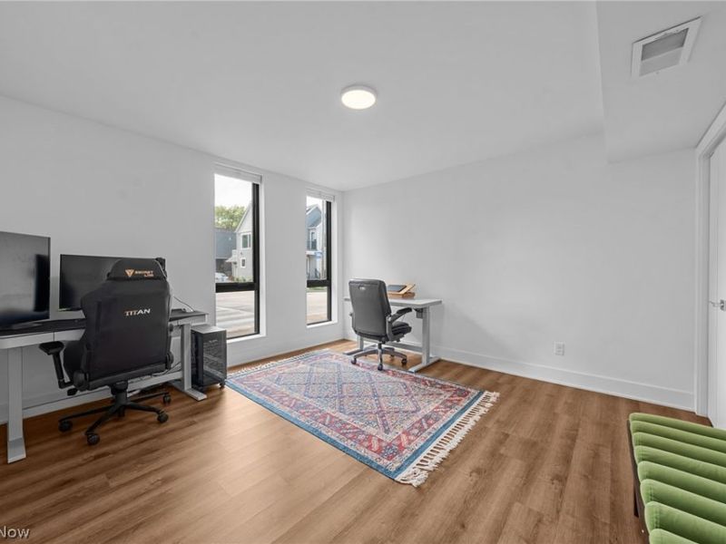 3416 Monroe Avenue, Cleveland, OH 44113 Photo 9