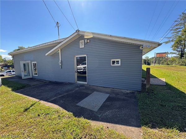25840 Meadow Lane , Coolville, OH 45723