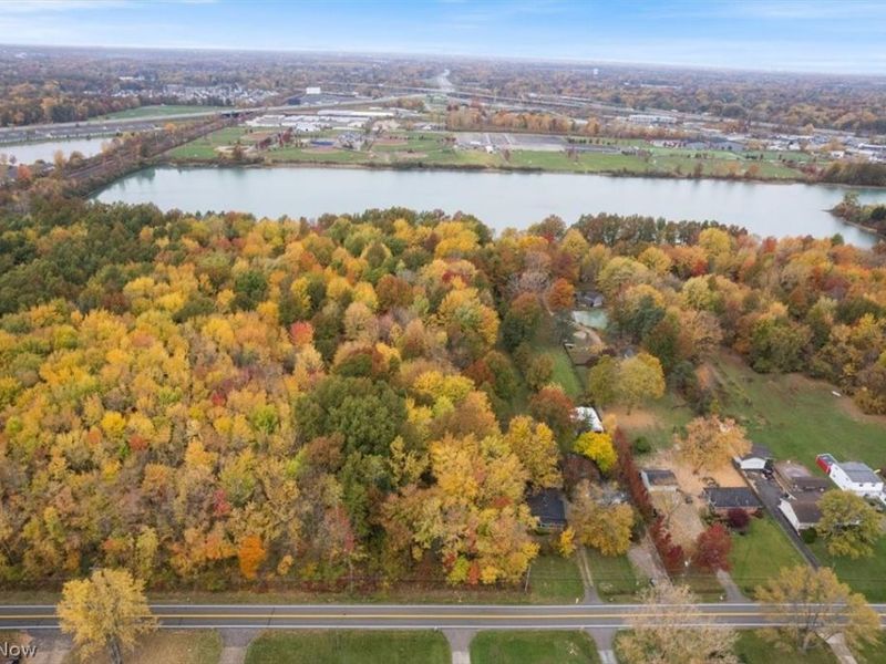 V/L Bronson Road, Olmsted Township, OH 44138 Photo 13