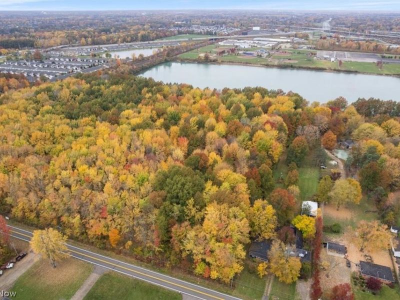 V/L Bronson Road, Olmsted Township, OH 44138 Photo 14