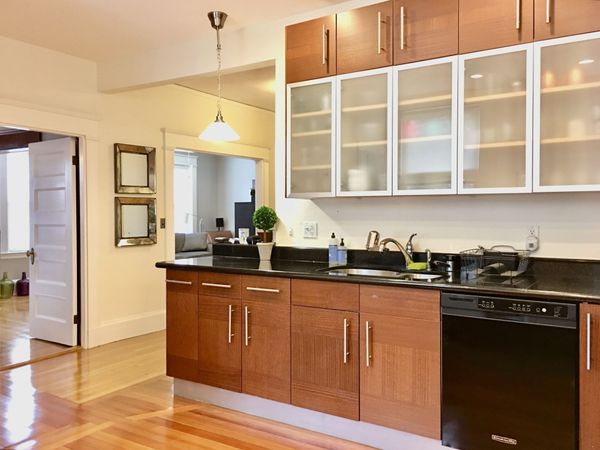 6 Thayer, Unit 2, Brookline, MA 02445