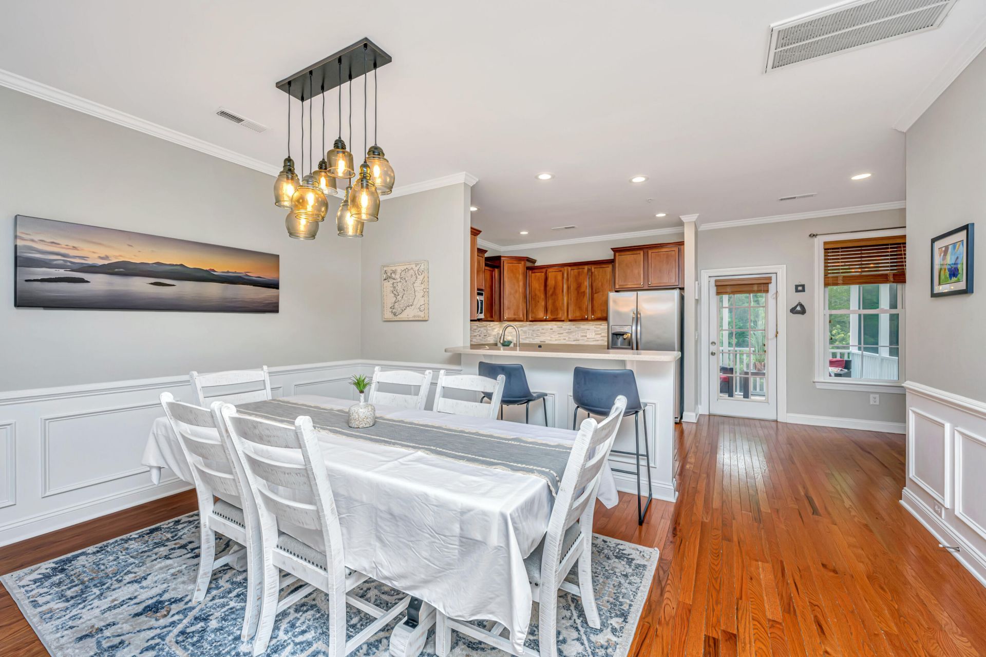 3676 Bagley Drive Photo 8