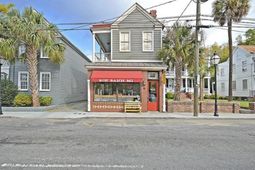 162 Spring Street  photo 4
