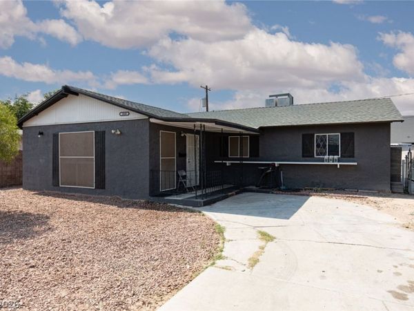 3040 Holly Hill Avenue , Las Vegas, NV 89104