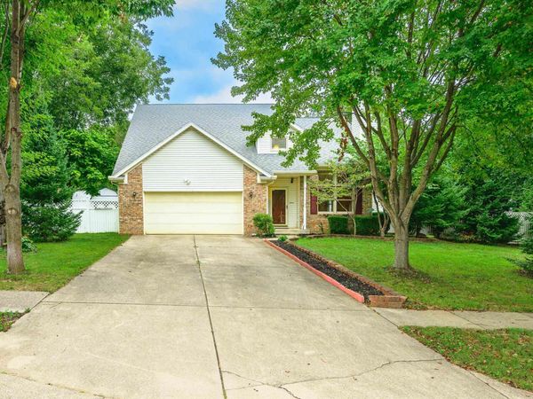 600 W Cyprus Circle, Bloomington, IN 47403