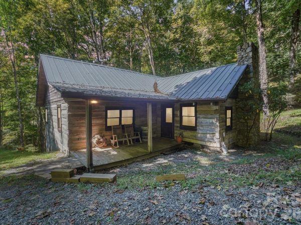 988 English Ridge Drive, Mars Hill, NC 28754