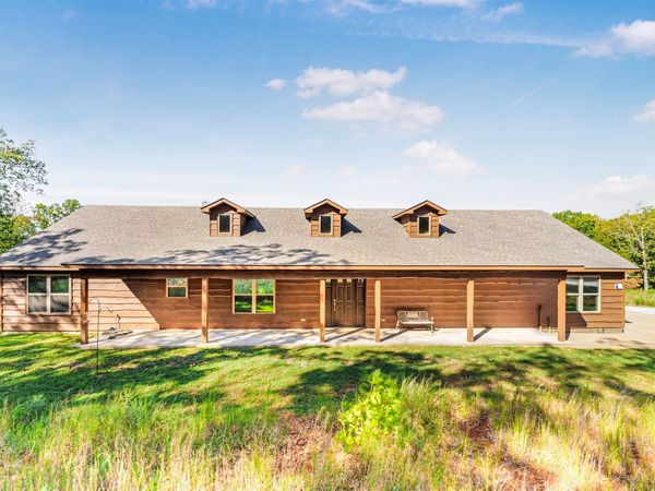 21501 S 705 Road , Wyandotte, OK 74370