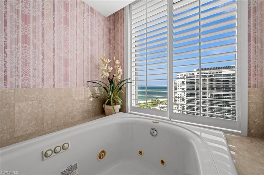 4021 Gulf Shore Blvd N, Unit 1204, Naples, FL 34103 Photo