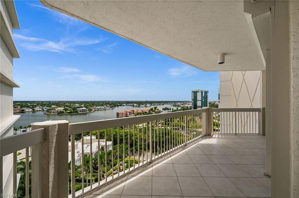 4021 Gulf Shore Blvd N, Unit 1204, Naples, FL 34103 Photo