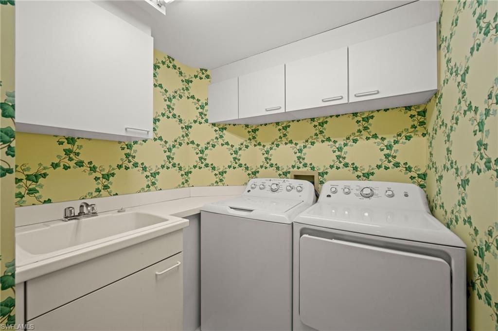 4021 Gulf Shore Blvd N, Unit 1204, Naples, FL 34103 Photo