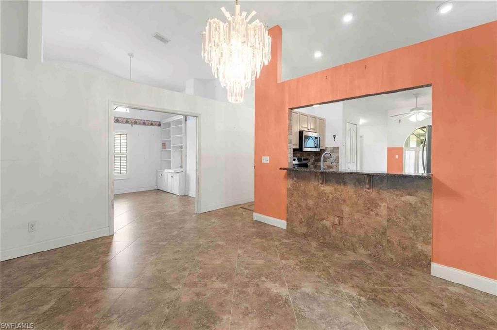 8033 San Vista Cir, Unit 12R, Naples, FL 34109 Photo