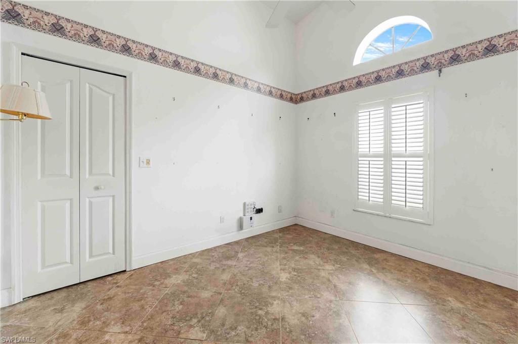 8033 San Vista Cir, Unit 12R, Naples, FL 34109 Photo
