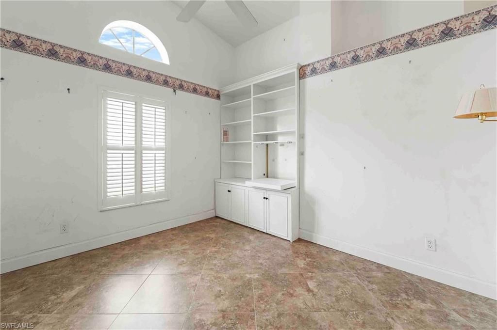 8033 San Vista Cir, Unit 12R, Naples, FL 34109 Photo