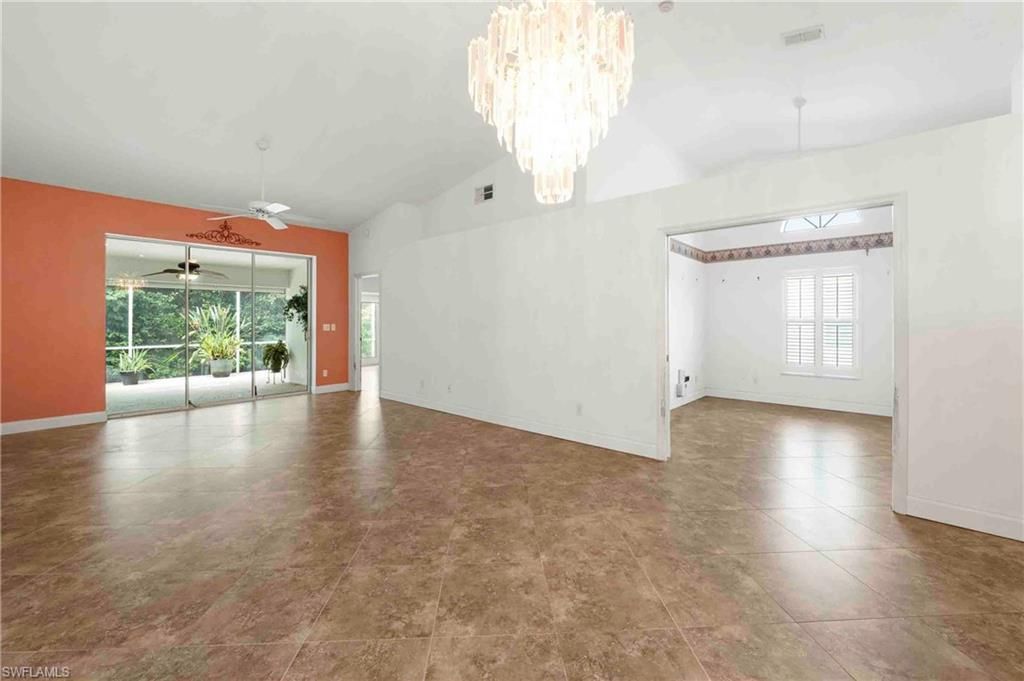 8033 San Vista Cir, Unit 12R, Naples, FL 34109 Photo
