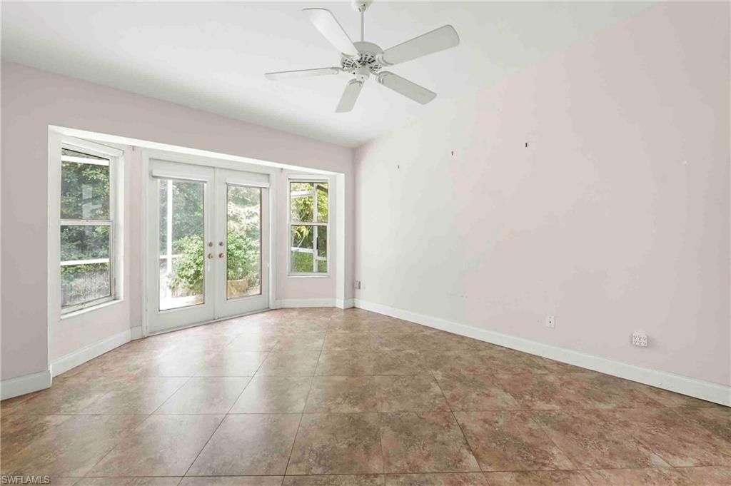 8033 San Vista Cir, Unit 12R, Naples, FL 34109 Photo