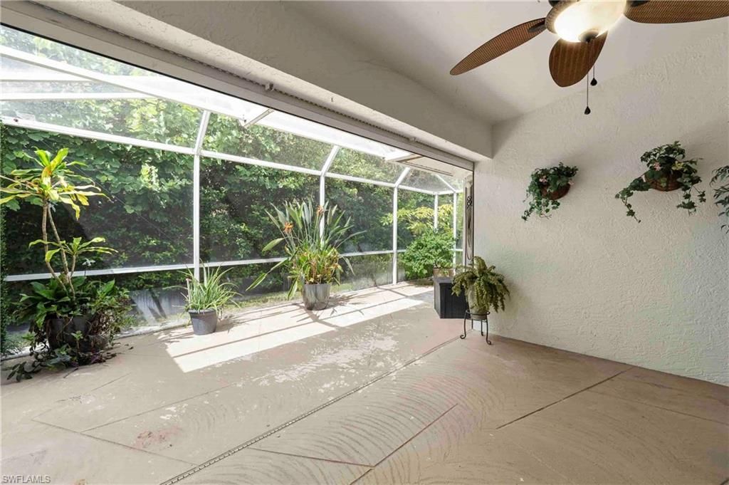 8033 San Vista Cir, Unit 12R, Naples, FL 34109 Photo
