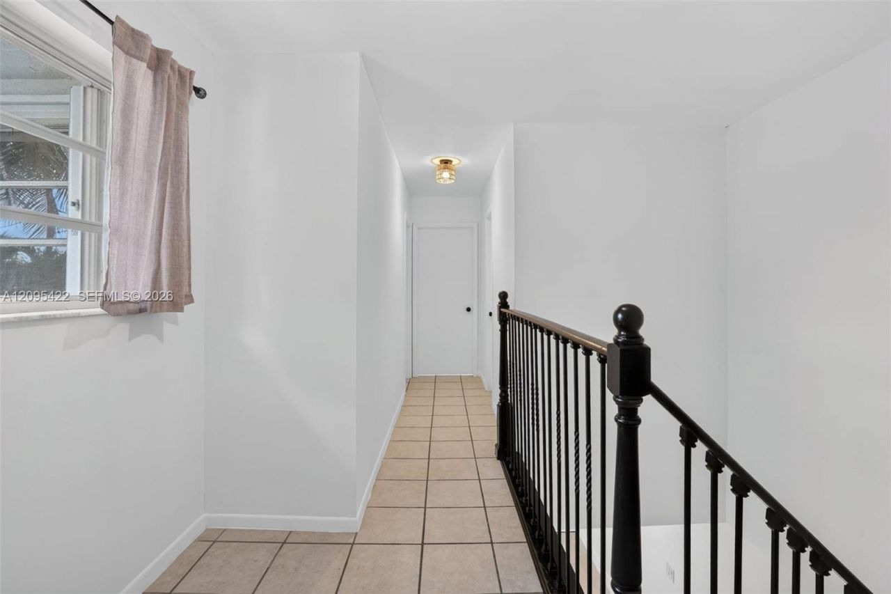 8825 Harding Ave , Surfside, FL 33154 Photo