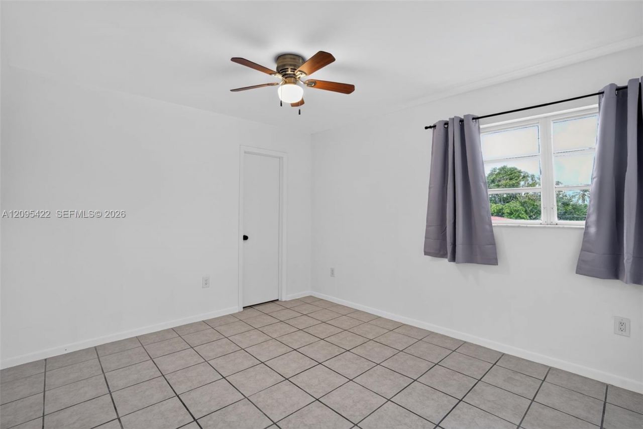 8825 Harding Ave , Surfside, FL 33154 Photo