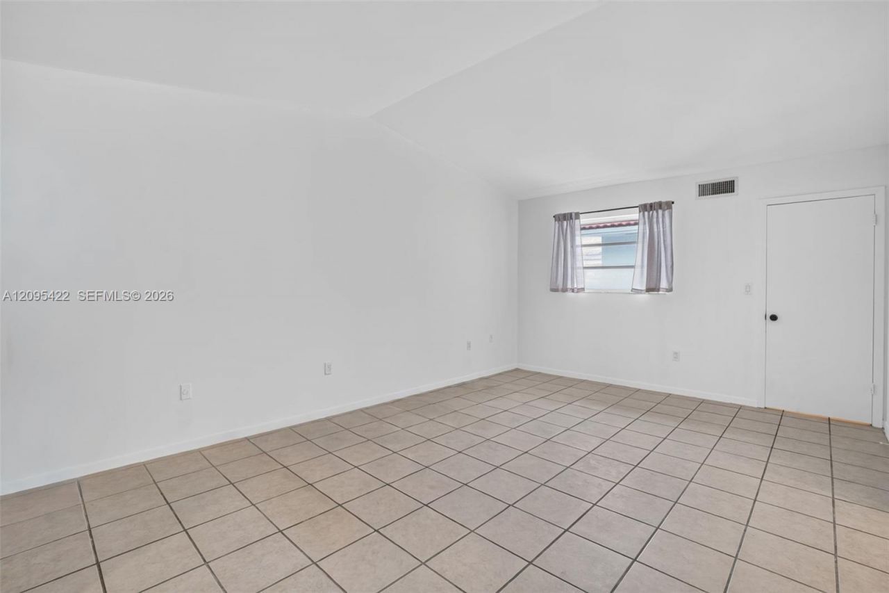 8825 Harding Ave , Surfside, FL 33154 Photo