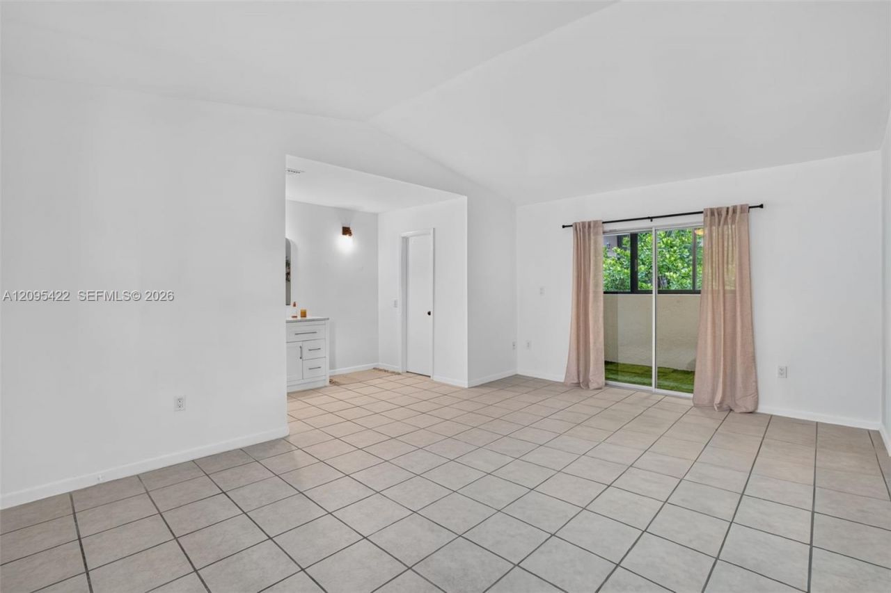 8825 Harding Ave , Surfside, FL 33154 Photo
