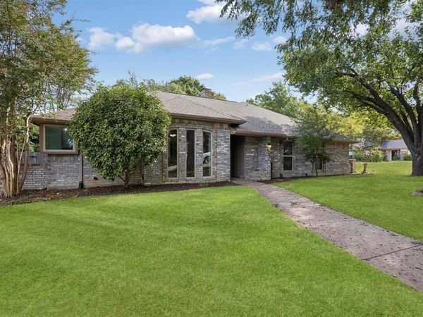 3702 Elmcrest Circle, Garland, TX 75040