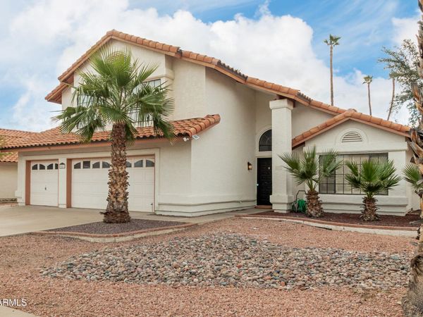 987 E DIVOT Drive, Tempe, AZ 85283