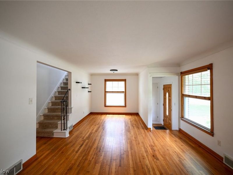 1313 Richmond Road, Lyndhurst, OH 44124 Photo 7