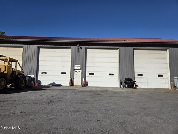 71 Big Boom Road, Unit middle, Queensbury, NY 12804