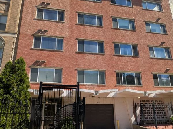 5953 N Kenmore Avenue , Unit 405, Chicago, IL 60660