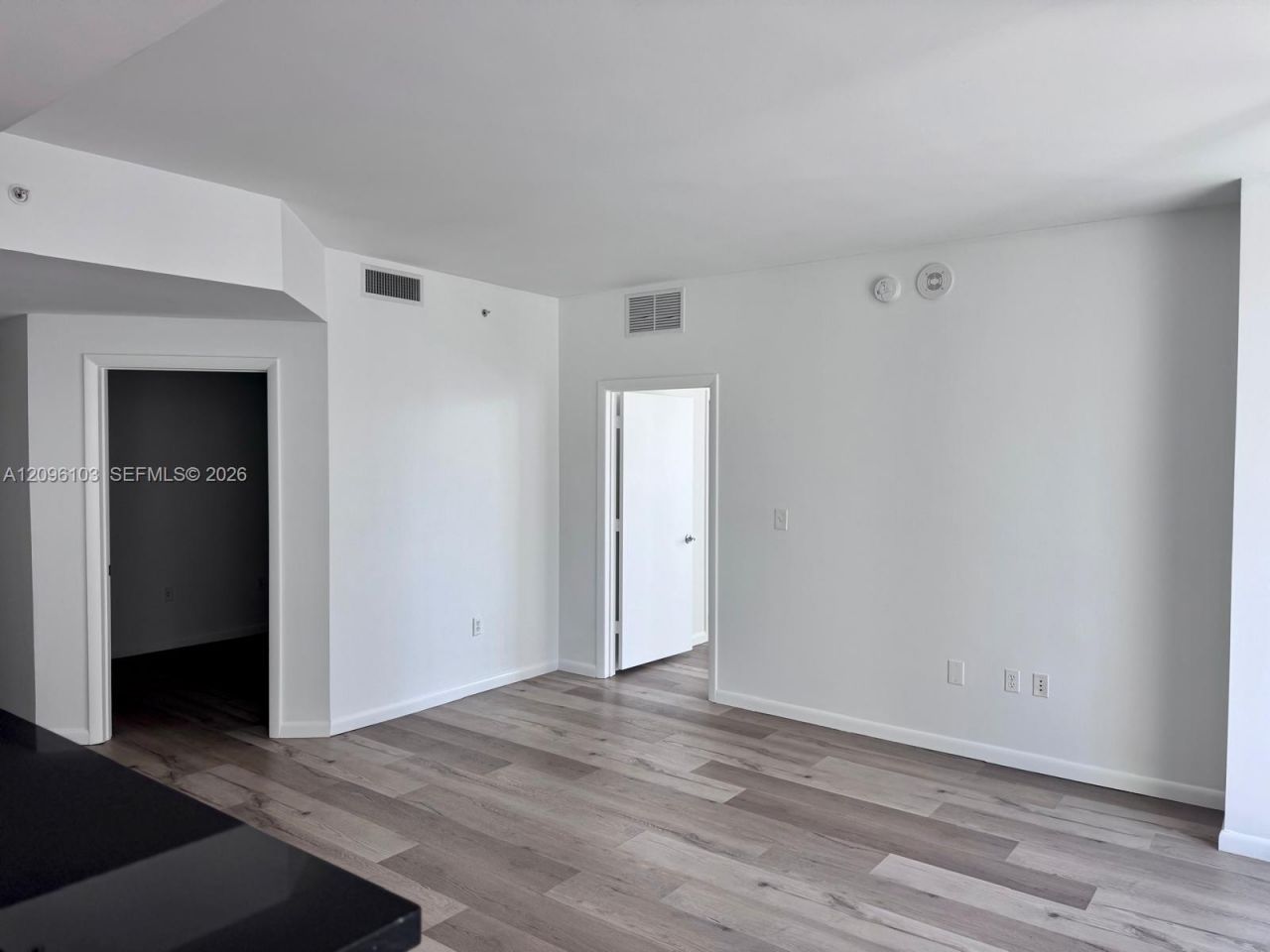 253 NE 2nd St , Unit 2508, Miami, FL 33132 Photo