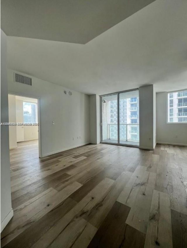 253 NE 2nd St , Unit 2508, Miami, FL 33132 Photo