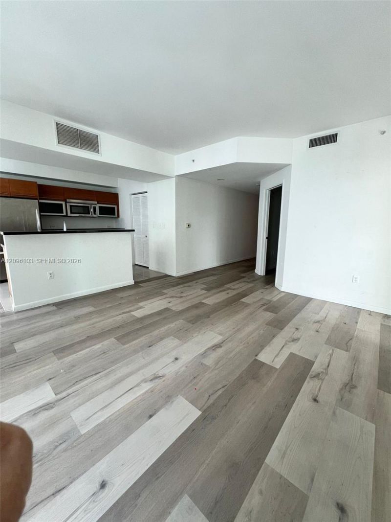 253 NE 2nd St , Unit 2508, Miami, FL 33132 Photo