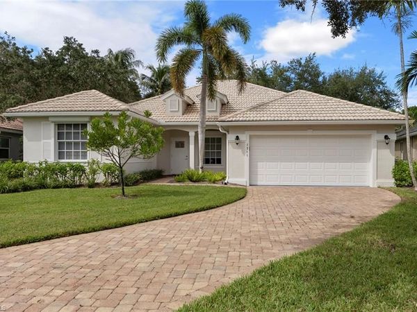 1511 Whispering Oaks CIR , NAPLES, FL 34110