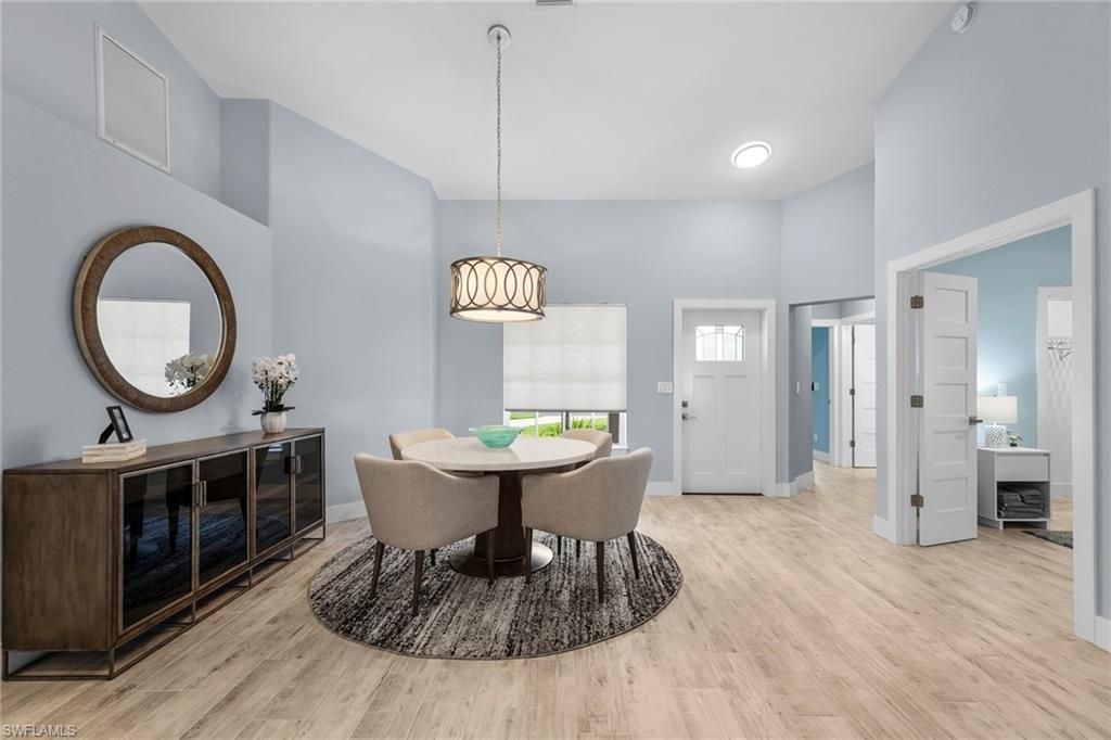 1511 Whispering Oaks Cir , Naples, FL 34110 Photo