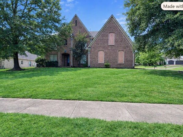 10200 WOODBROOK CIR, Lakeland, TN 38002