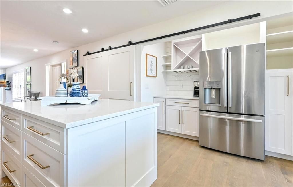 3105 Riviera Dr , Unit A-201, Naples, FL 34103 Photo