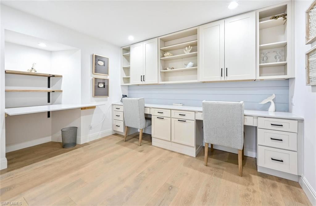 3105 Riviera Dr , Unit A-201, Naples, FL 34103 Photo