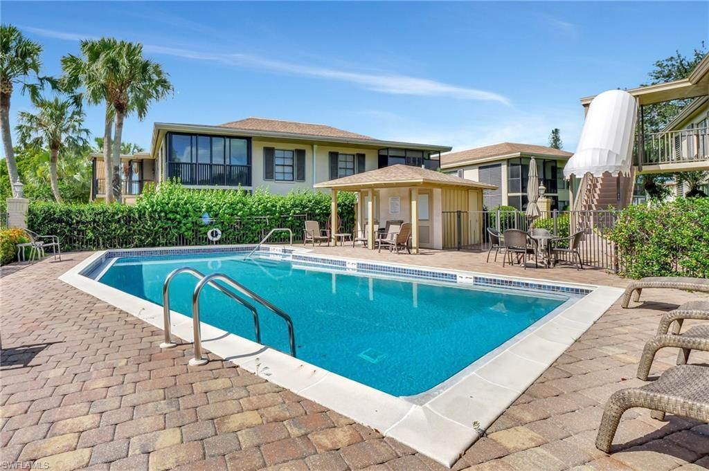 3105 Riviera Dr , Unit A-201, Naples, FL 34103 Photo
