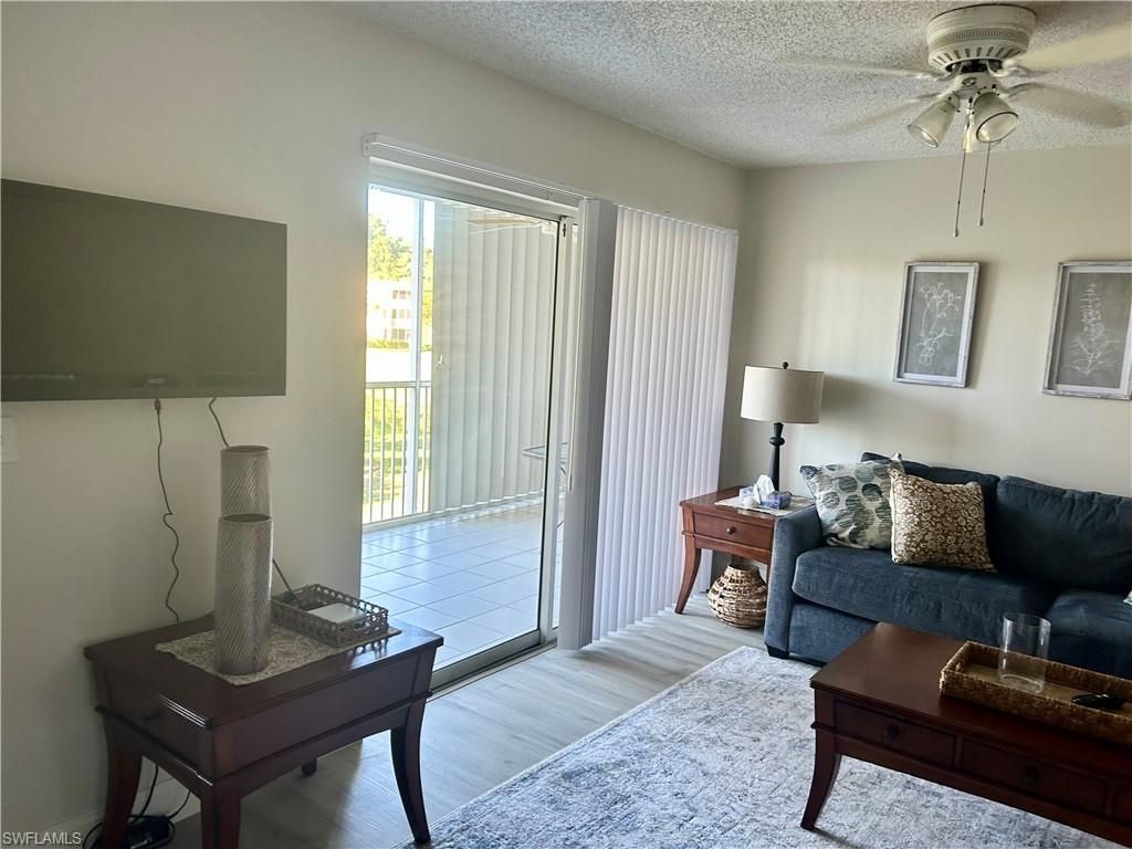 441 Quail Forest Blvd, Unit 204, Naples, FL 34105 Photo