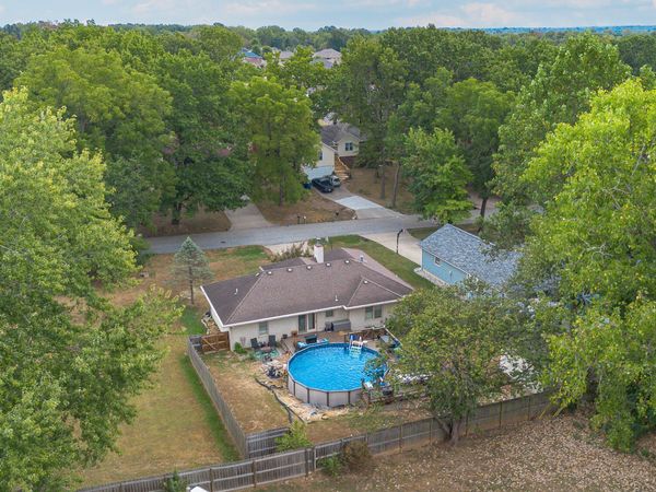5705 S Honeysuckle Lane, Battlefield, MO 65619