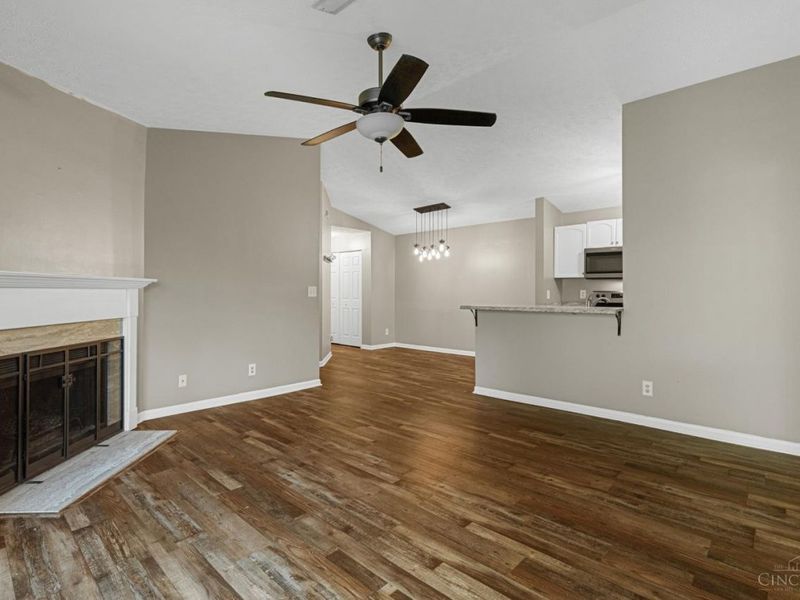 5981 Meadow Creek Drive, Unit 10, Miami Township, OH 45150 Photo 11