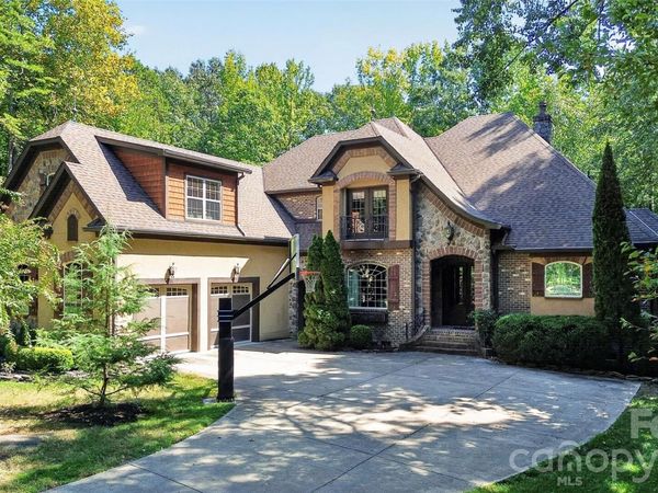 6031 Greystone Drive , Matthews, NC 28104