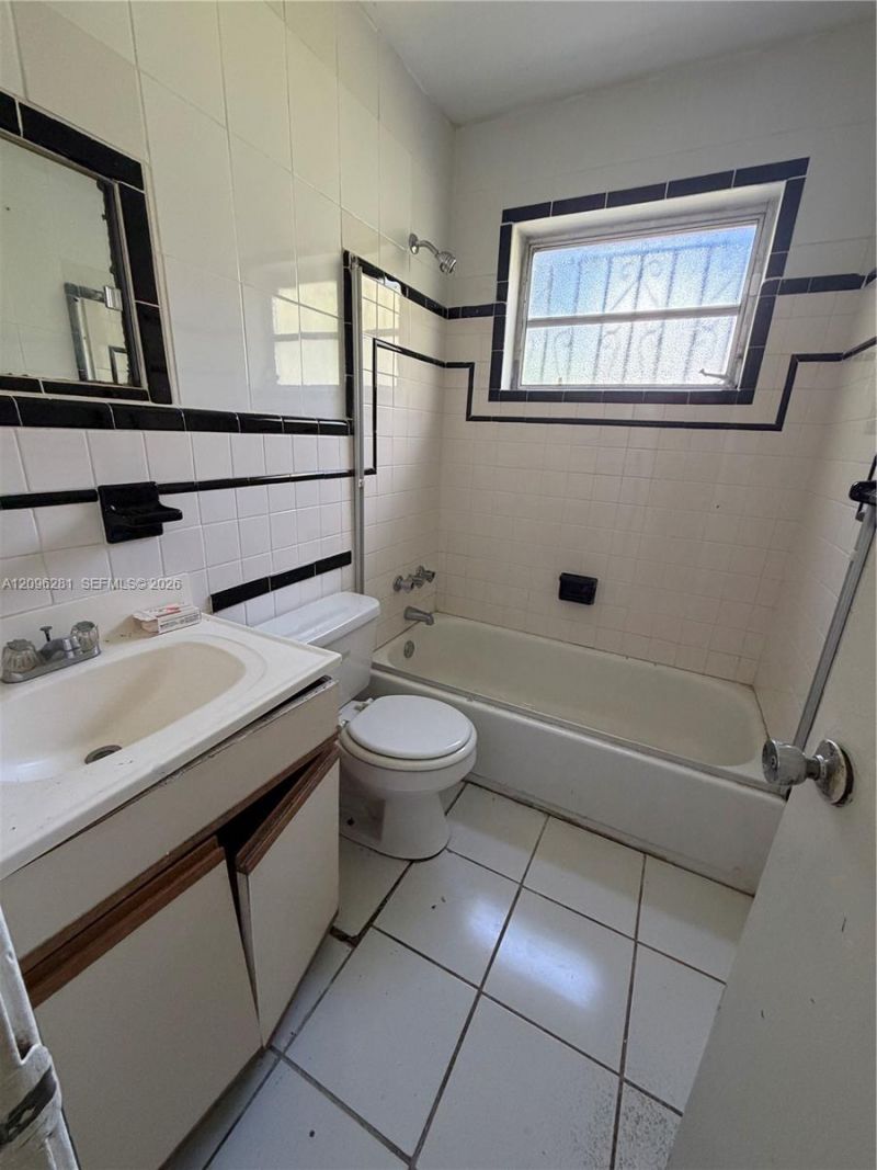 4824 NW 15th Ct , Miami, FL 33142 Photo