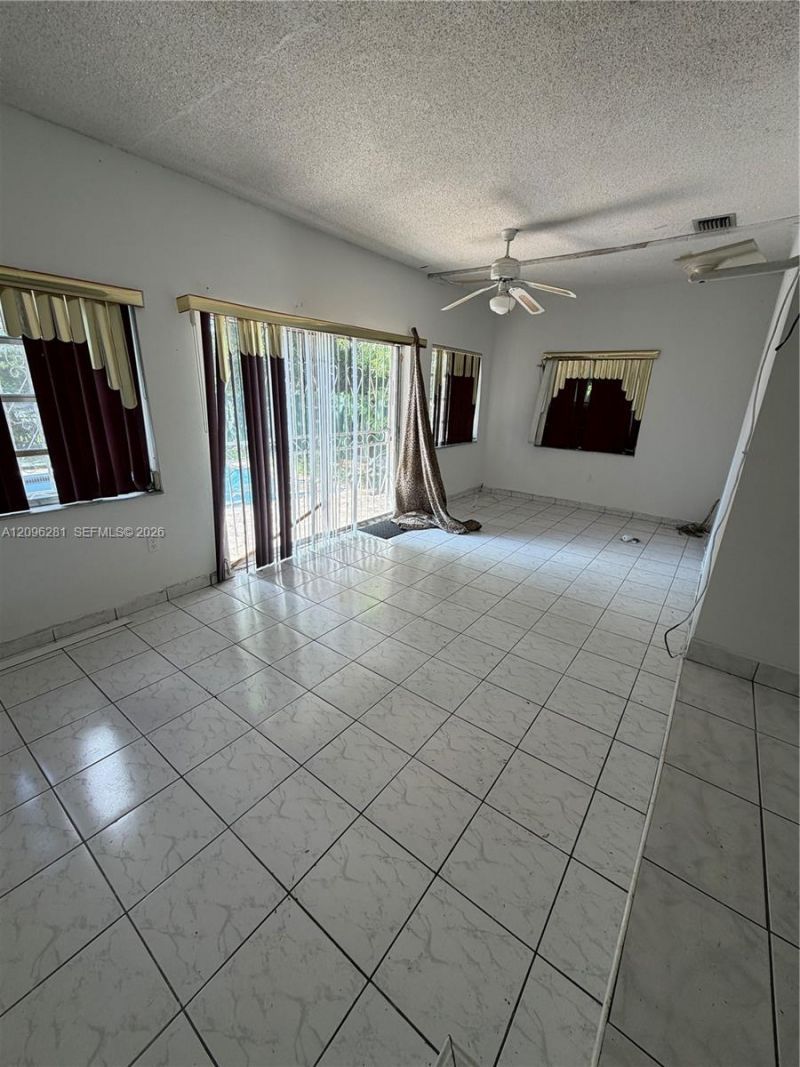 4824 NW 15th Ct , Miami, FL 33142 Photo