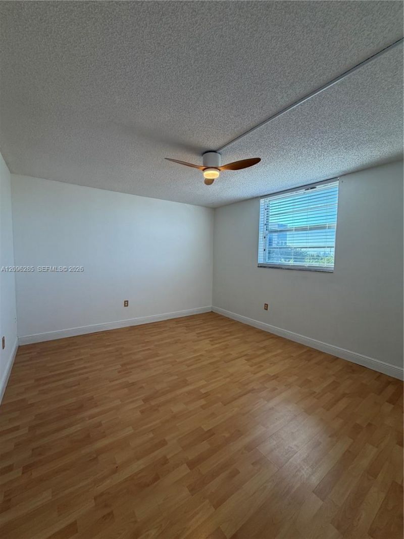 5055 NW 7th St , Unit 504, Miami, FL 33126 Photo