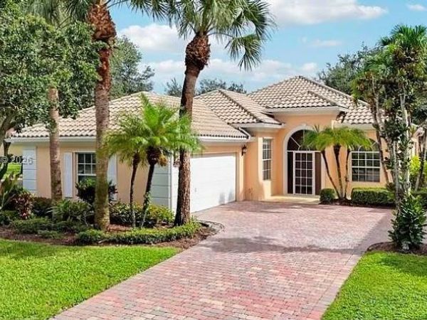 8764 Oldham Way , Palm Beach Gardens, FL 33412